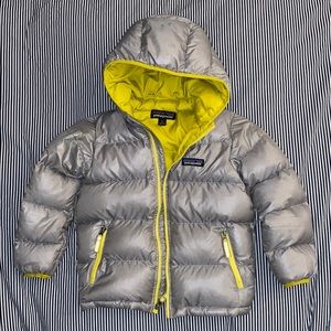 Patagonia Hi-loft down sweater hoody 4T, silver